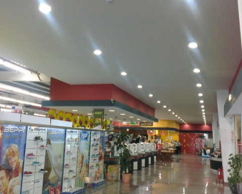 Reforma de lojas Intermarché e Bricomarché